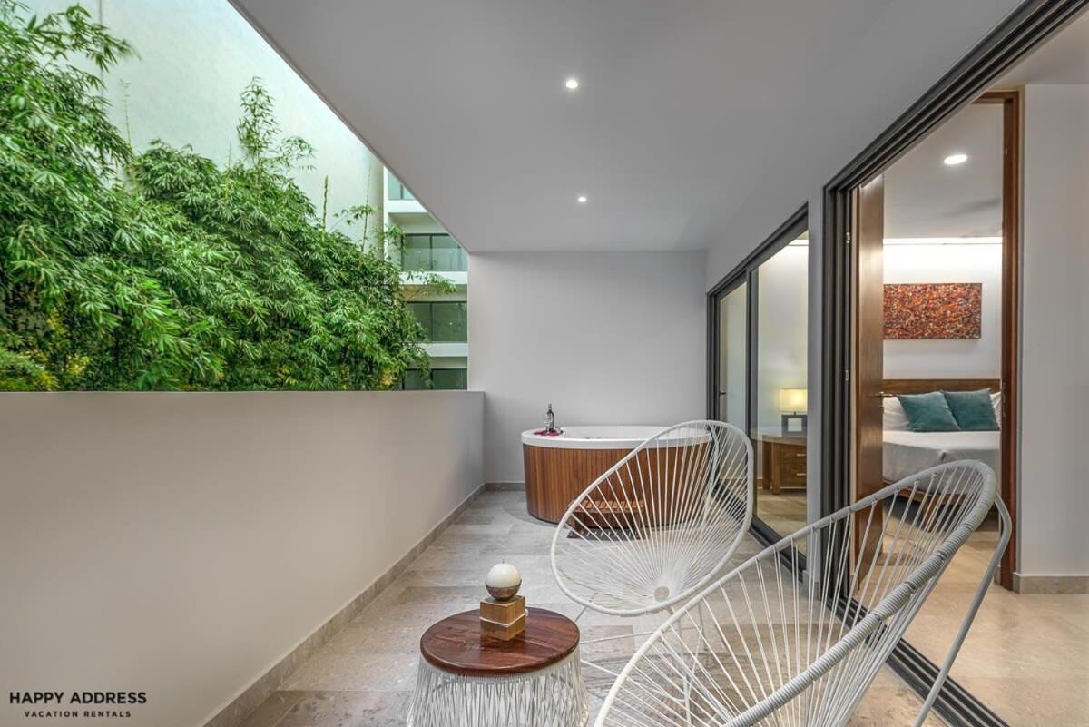 Trendy 1 Bedroom Apartment In Cruz Con Mar Brand New Building Playa del Carmen Exterior photo